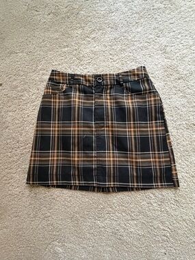 Forever 21 Black Plaid Mini Skirt with Tan Stripes